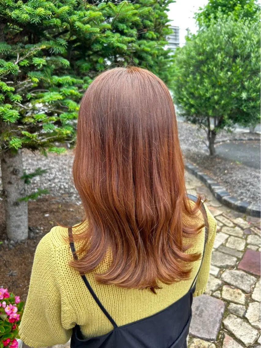 カラー ヘアカラー 難波 芽生のヘアスタイル