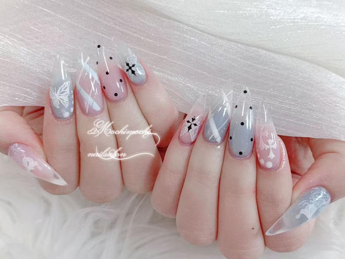 ネイル 長さ出し キラキラネイル 韓国ネイル ロングネイル マグネットネイル ハンドネイル ハンドケア MUNI🎀  NAIL のネイルデザイン