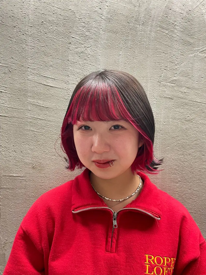 ミディアム カラー デザインカラー インナーカラー レッドカラー ブリーチ/レイヤー 💙ayame💙のヘアスタイル