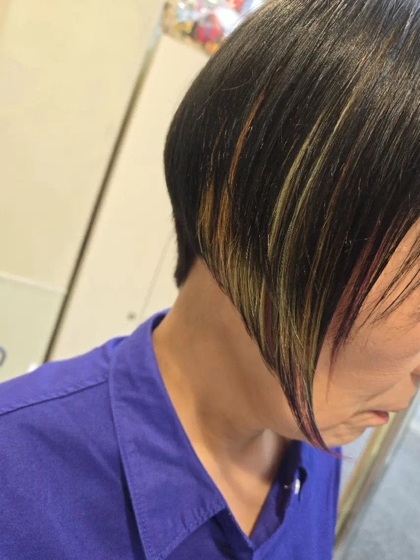 ショート カラー ボブ カット ヘアカラー 遠藤 史秋のヘアスタイル