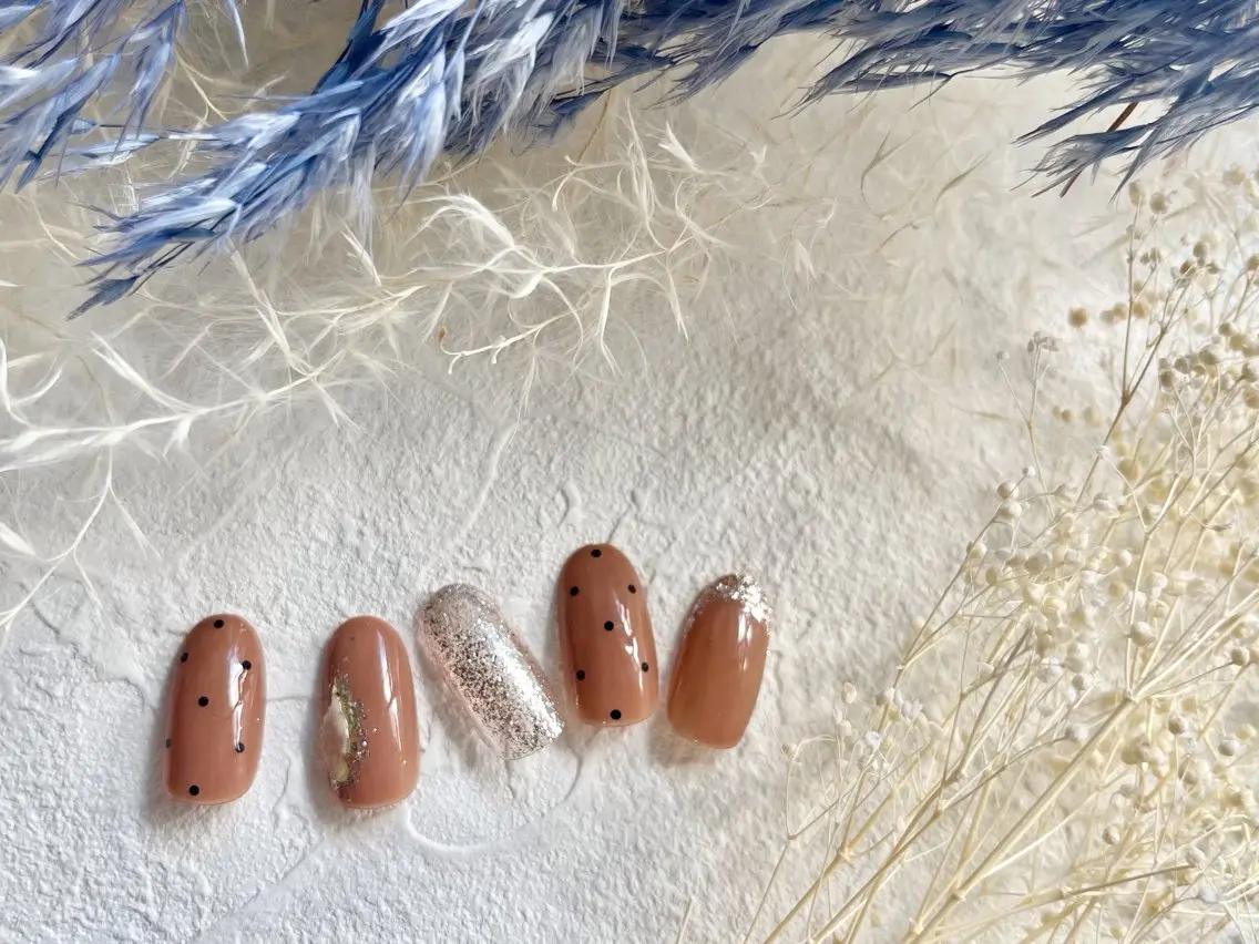 ネイル ジェルネイル 韓国ネイル マグネットネイル メンズネイル パラジェル ハンドネイル kiki nail &brow二子玉川の眉毛・アイブロウイメージ