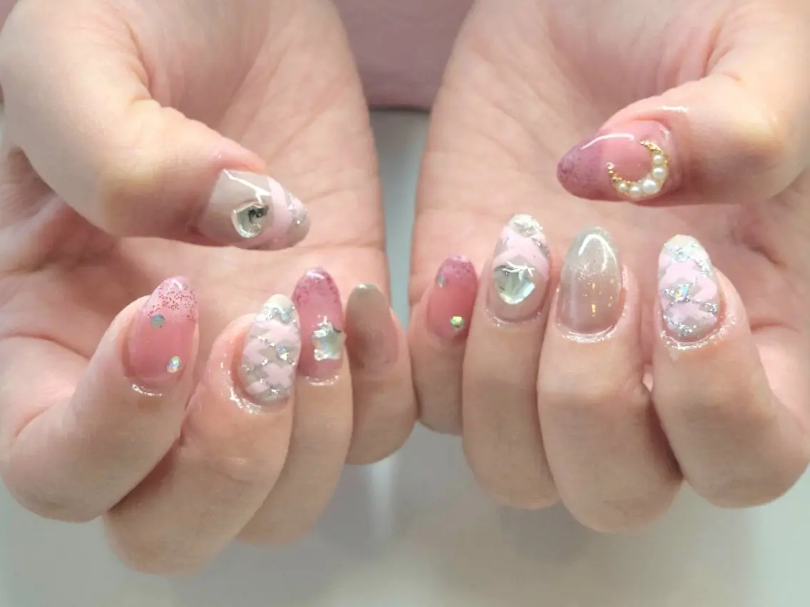 ネイル アートネイル ガーリー マグネットネイル 心斎橋Salon Epokkuのネイルデザイン