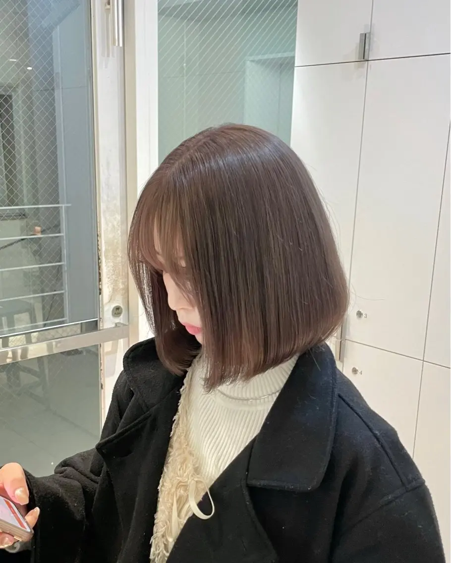 ショート カラー ベージュカラー ブリーチ グレージュ ヘアカラー トリートメント ヘアセット ツヤ髪/透け感ヘア 💎Nokaのヘアスタイル