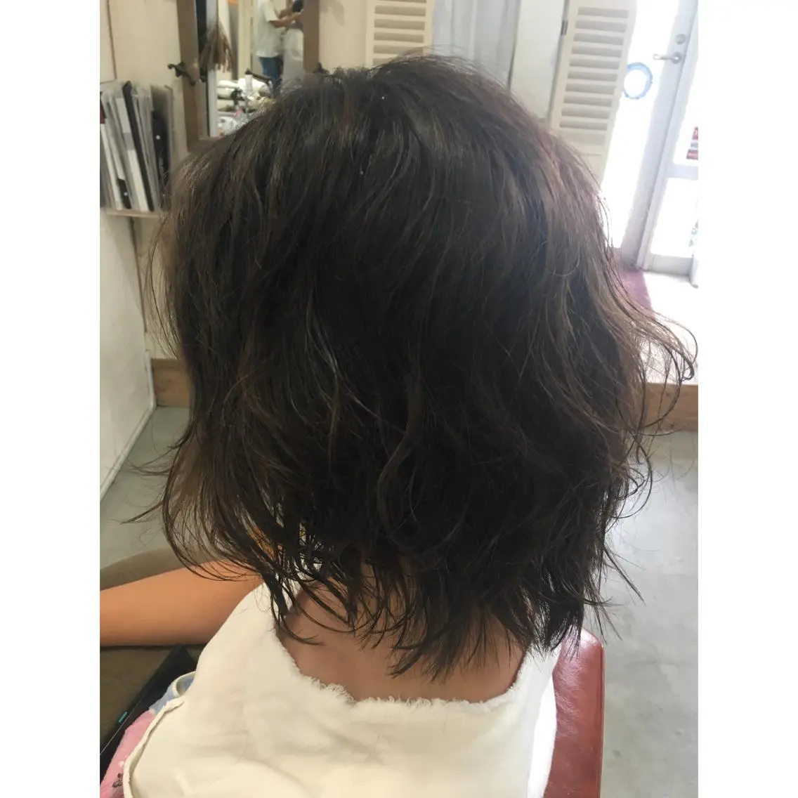 ミディアム カラー ミディアムパーマ ハイライトカラー ハイライト fio マナミのヘアスタイル