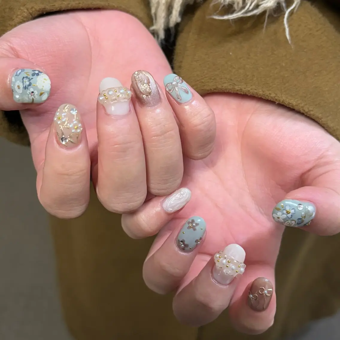 ネイル ハンドネイル カメレオン京橋🌻 草葉由佳のネイルデザイン