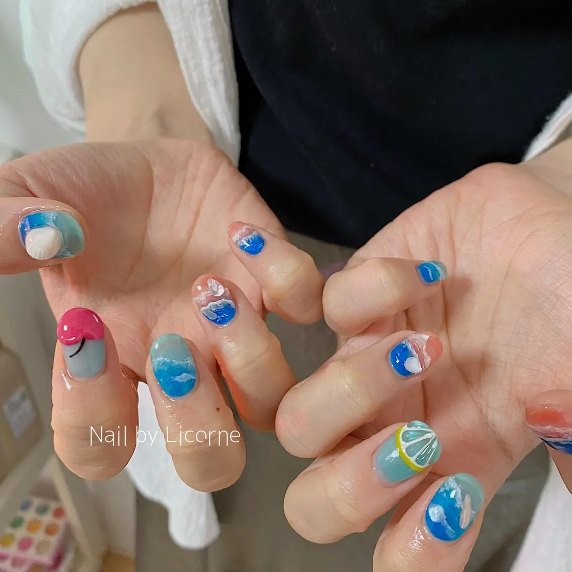ネイル アートネイル オーロラネイル フレンチネイル 氷ネイル・うるうるネイル マグネットネイル ハンドネイル Nail by Licorneのネイルデザイン