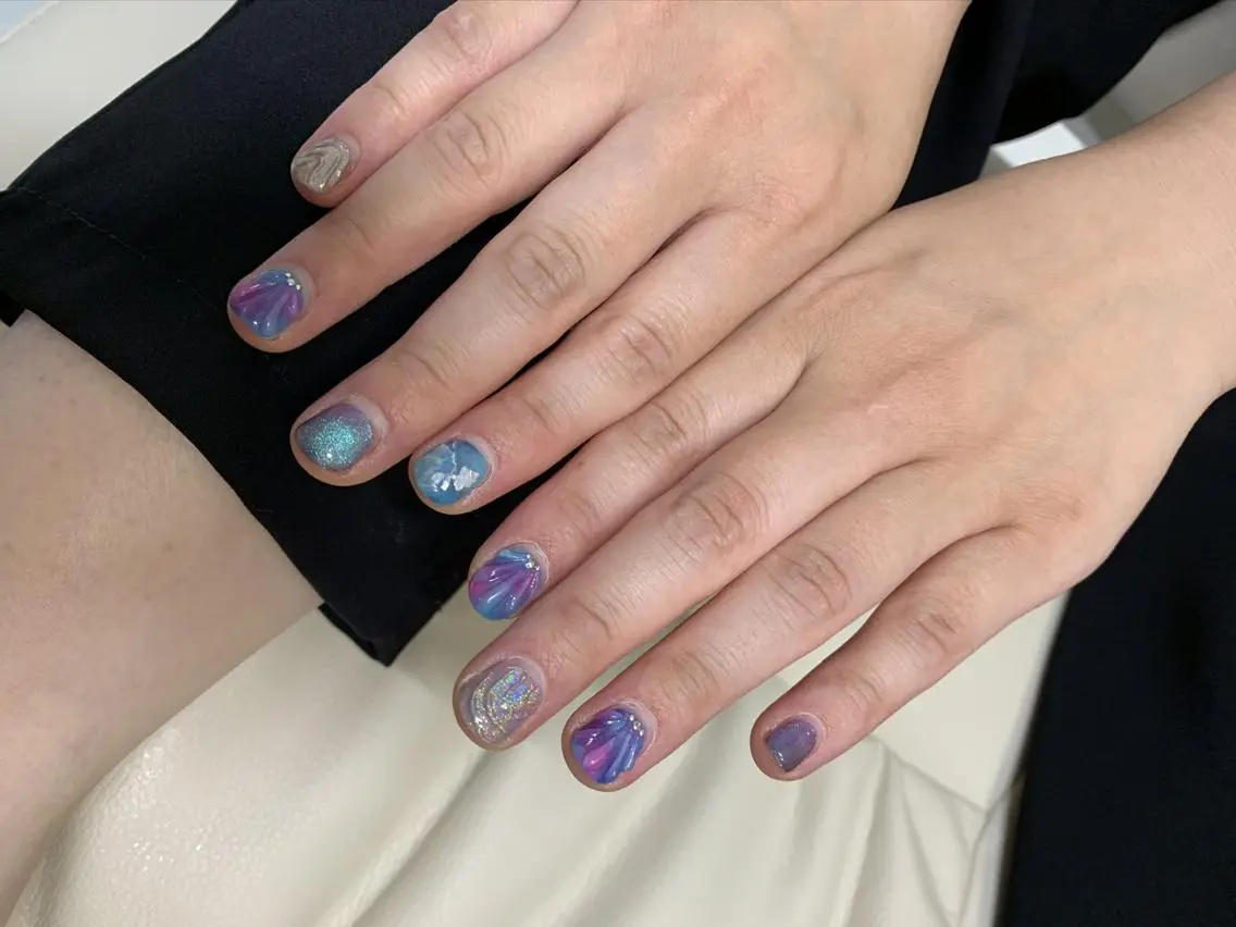 ネイル UNELMA _ERIKAのネイルデザイン