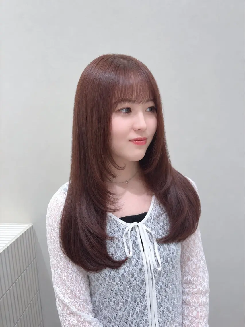 ロング カラー ボルドーカラー ブラウンカラー ハイレイヤー レイヤーカット ロング Rouge mieuxのヘアスタイル