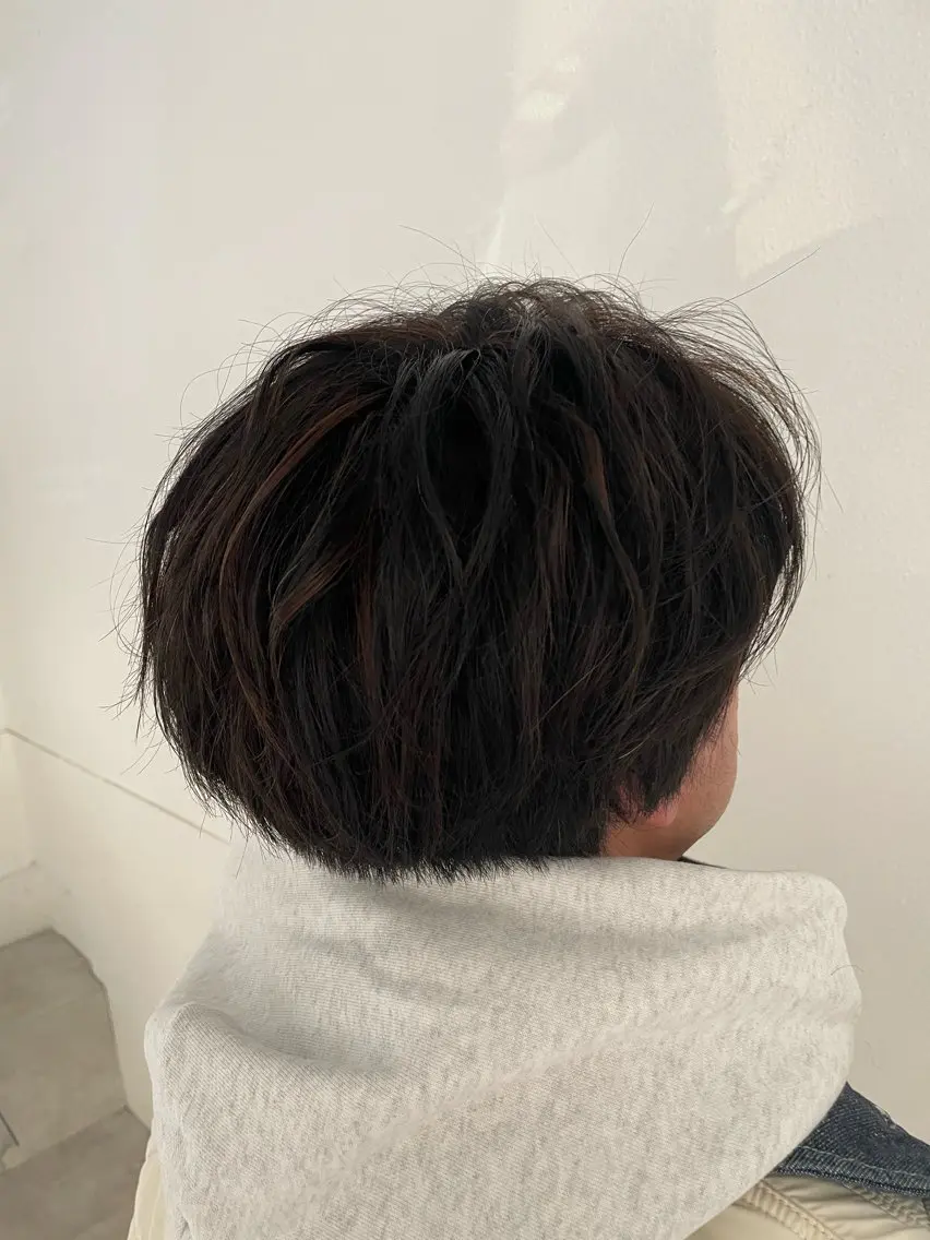 ショート メンズ メンズハイライト ハイライト ヘアカラー トリートメント CoCooN amiのヘアスタイル