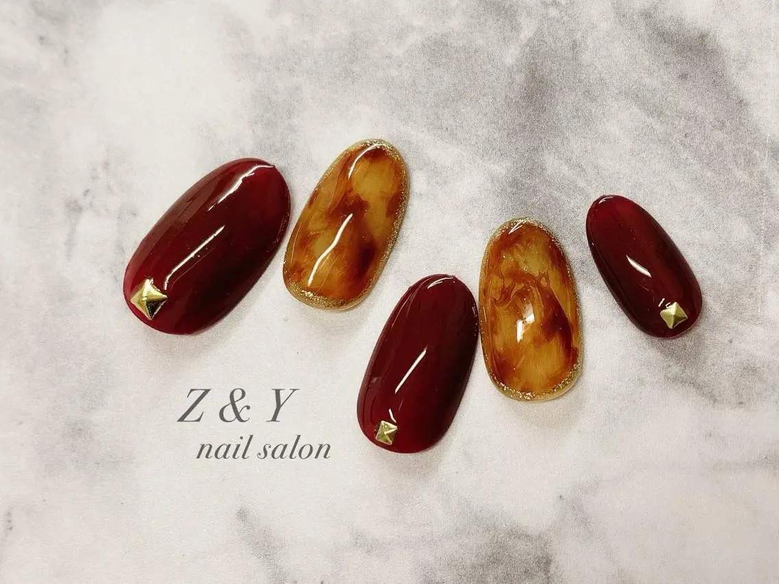 ミディアム ハンドネイル Z&Y nail salonのネイルデザイン
