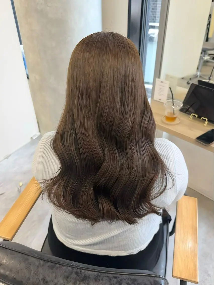 ロング カラー メンズ ベージュカラー オリーブベージュ カット ヘアカラー トリートメント Himawari♡ 柔らかいカラーのヘアスタイル