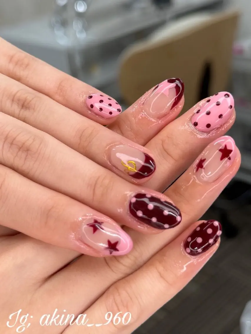 ネイル 氷ネイル・うるうるネイル マットネイル ニュアンスネイル リボン 夏ネイル ハンドネイル rina nailのネイルデザイン