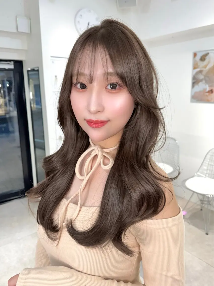 カラー ヘアアレンジ 韓国レイヤーカット ONYXのヘアスタイル