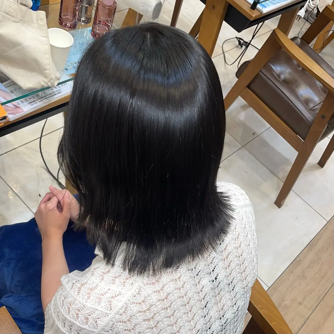 カラー グレージュ 新原 陽那のヘアスタイル