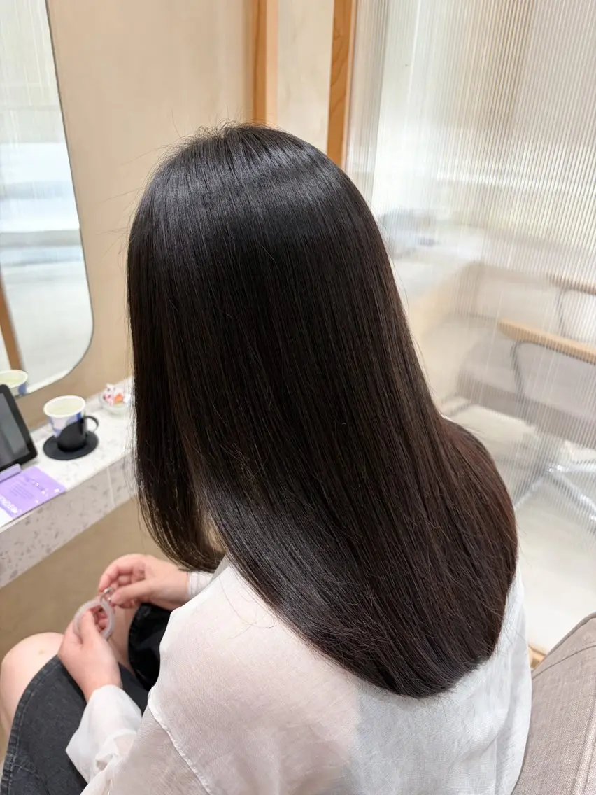 ロング 縮毛矯正 カット 縮毛矯正 トリートメント 🫧艶髪ボブ🫧 チカのヘアスタイル