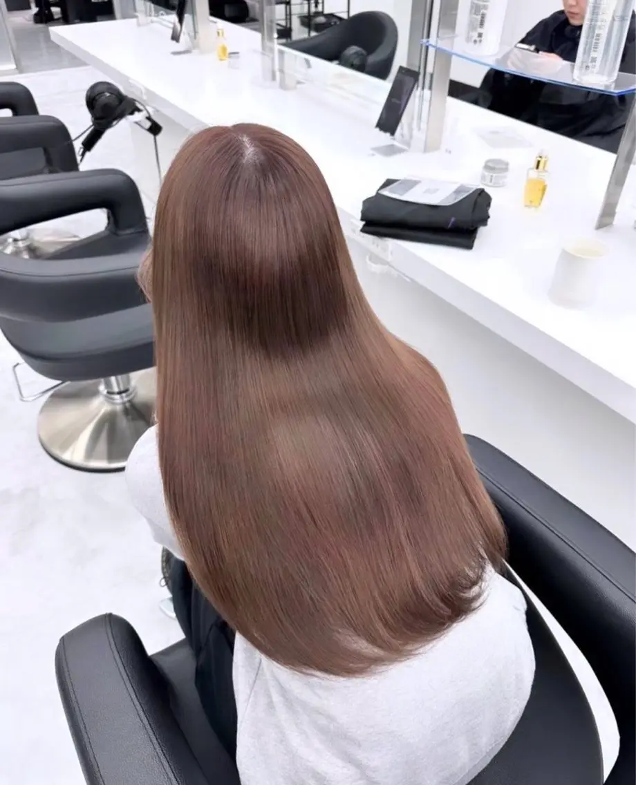 ロング カット ヘアカラー トリートメント 顔まわりレイヤー/諒 オリーブカラー/天神のヘアスタイル