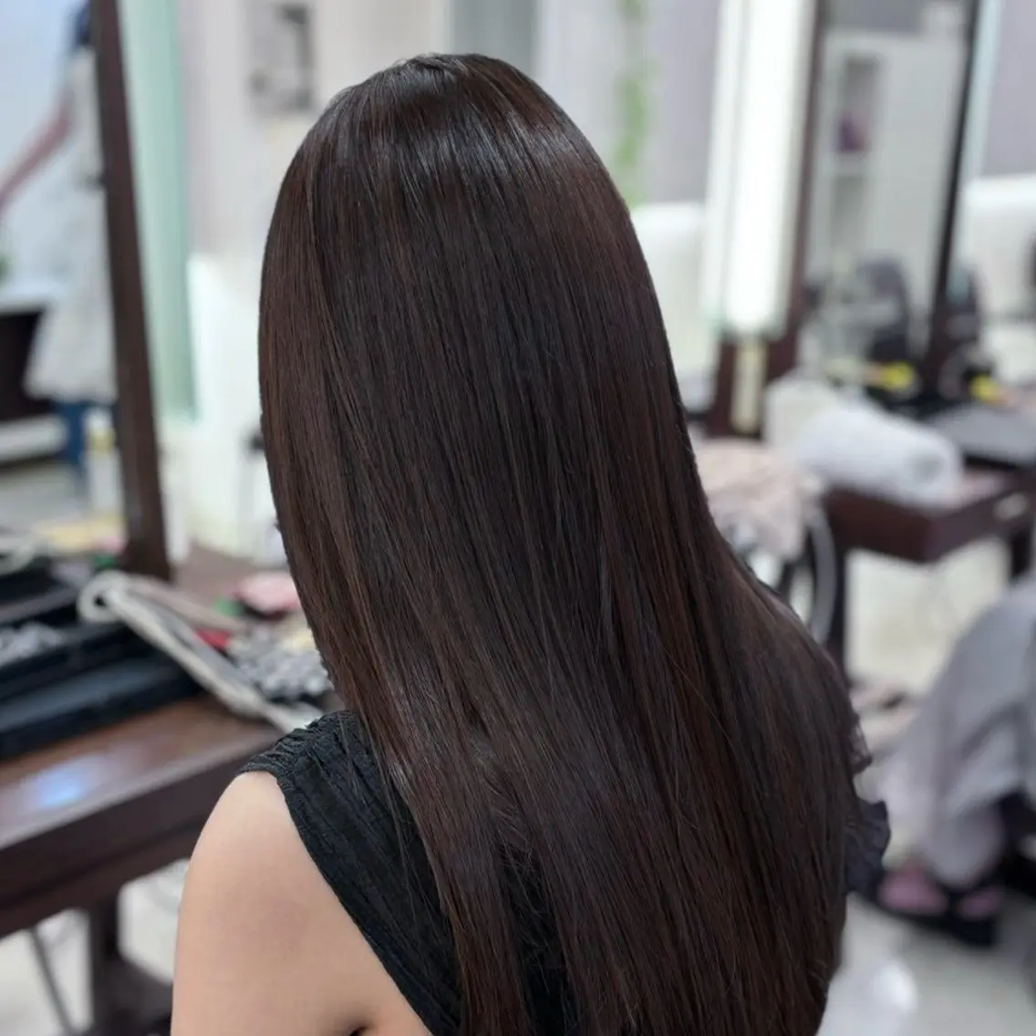 カラー ヘアカラー 塚原 怜音のヘアスタイル