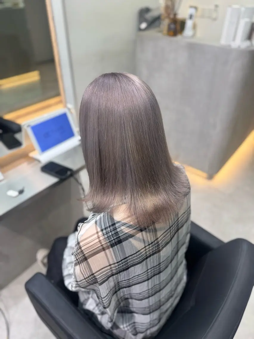 🔮全頭ブリーチ➕ワンカラー➕トリートメント💜の写真