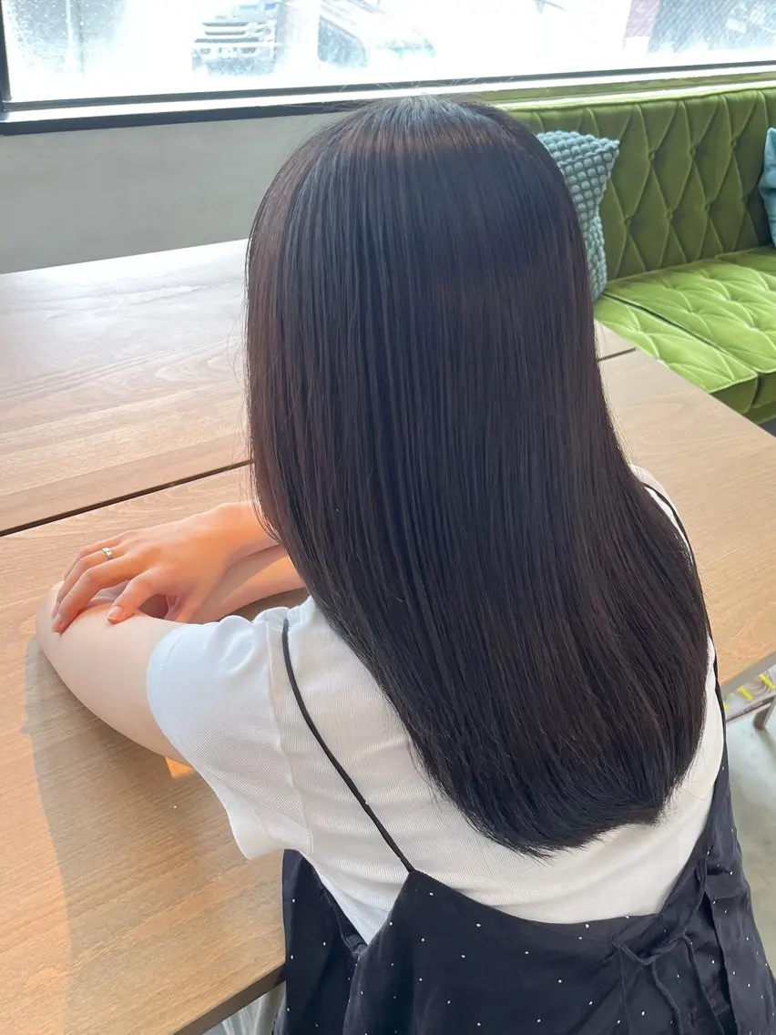 カラー 小原 里都のヘアスタイル