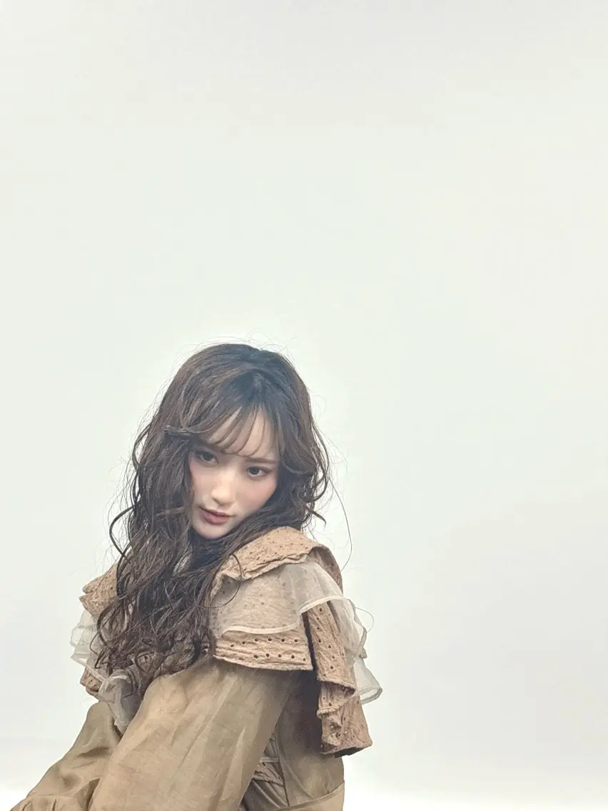 ロング カラー パーマ ヘアアレンジ 神品 幸音のヘアスタイル