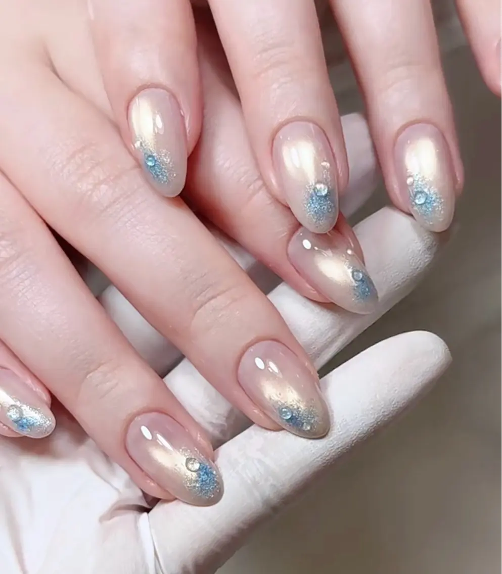 ネイル オーロラネイル べっ甲ネイル チークネイル 成人式 長さ出し ハンドネイル ハンドケア For you. Nail Salonのネイルデザイン
