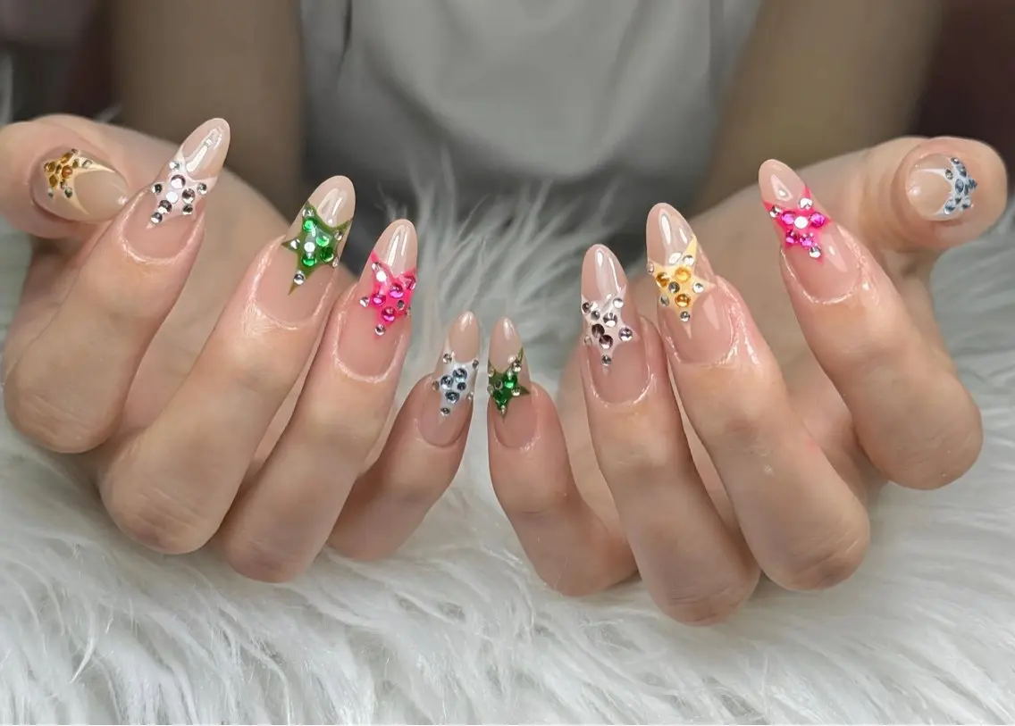 ネイル アートネイル ボルドー フレンチネイル ジェルネイル 氷ネイル・うるうるネイル ハンドネイル Yuki Nailsalonのネイルデザイン