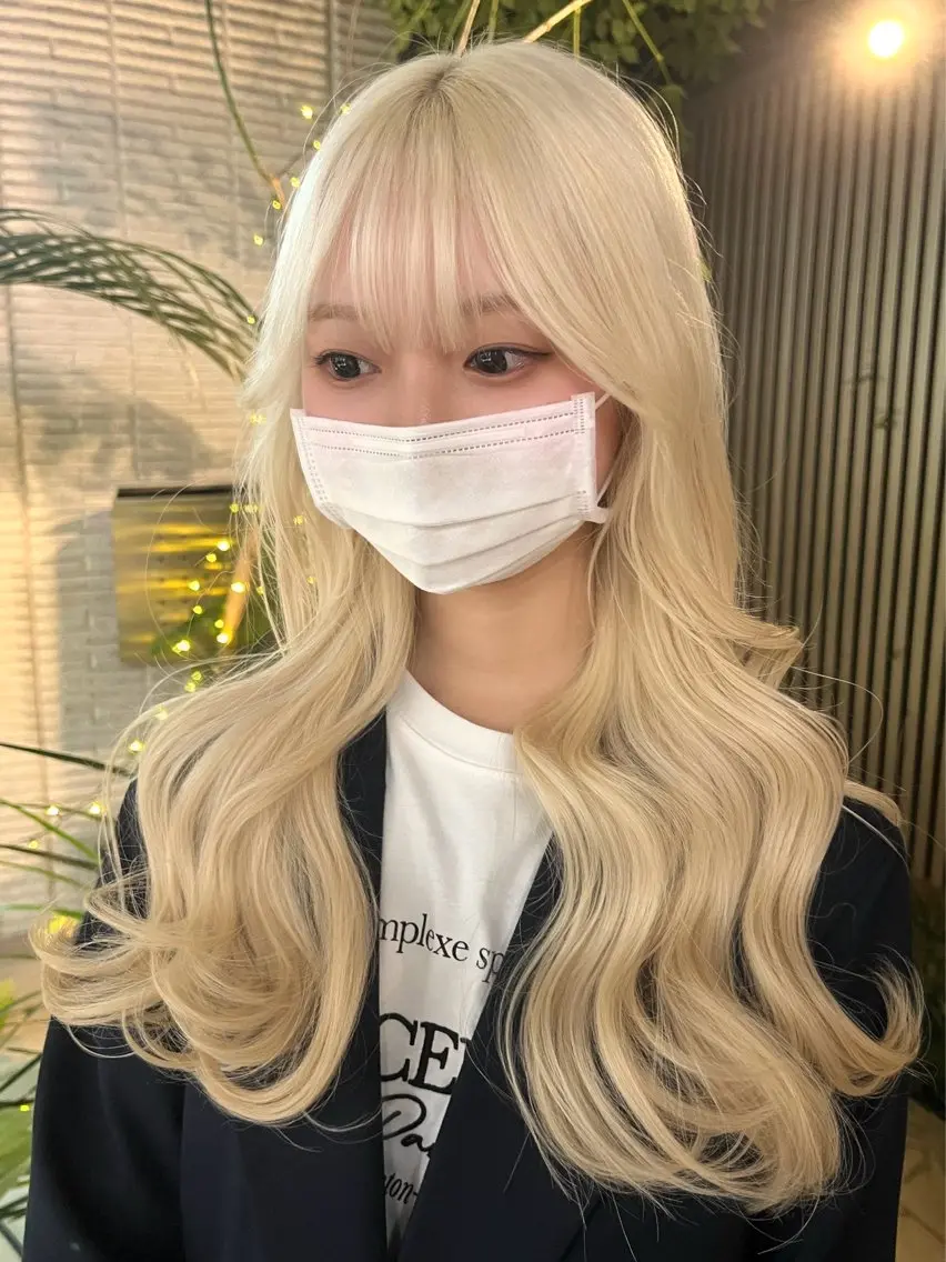 ロング カラー 抜きっぱなしブロンド ブロンド ダブルカラー カット ヘアカラー トリートメント 抜きっぱなしブロンド /ハイトーン/カナタのヘアスタイル