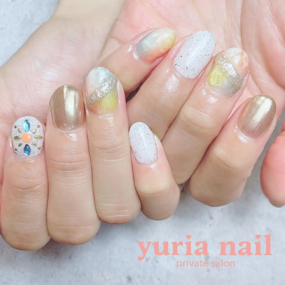 ネイル ジェルネイル ニュアンスネイル ハンドネイル 小林 ゆりあのネイルデザイン