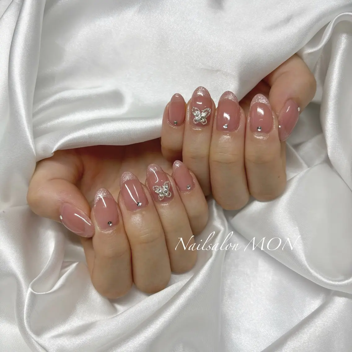 ネイル ジェルネイル マグネットネイル ストーンネイル Nailsalon MONのネイルデザイン