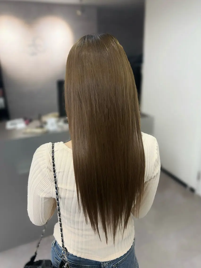 ✨長さだしイメチェン✨47cmプラチナシールエクステ100枚 馴染ませカット可能🙆🏻‍♀️の写真