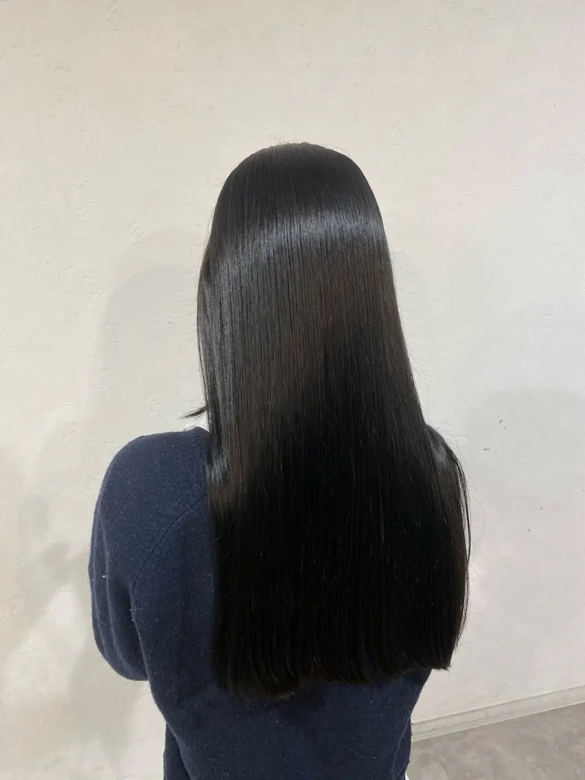 ロング ヘアカラー トリートメント 韓国風レイヤー× くびれヘア艶髪のヘアスタイル