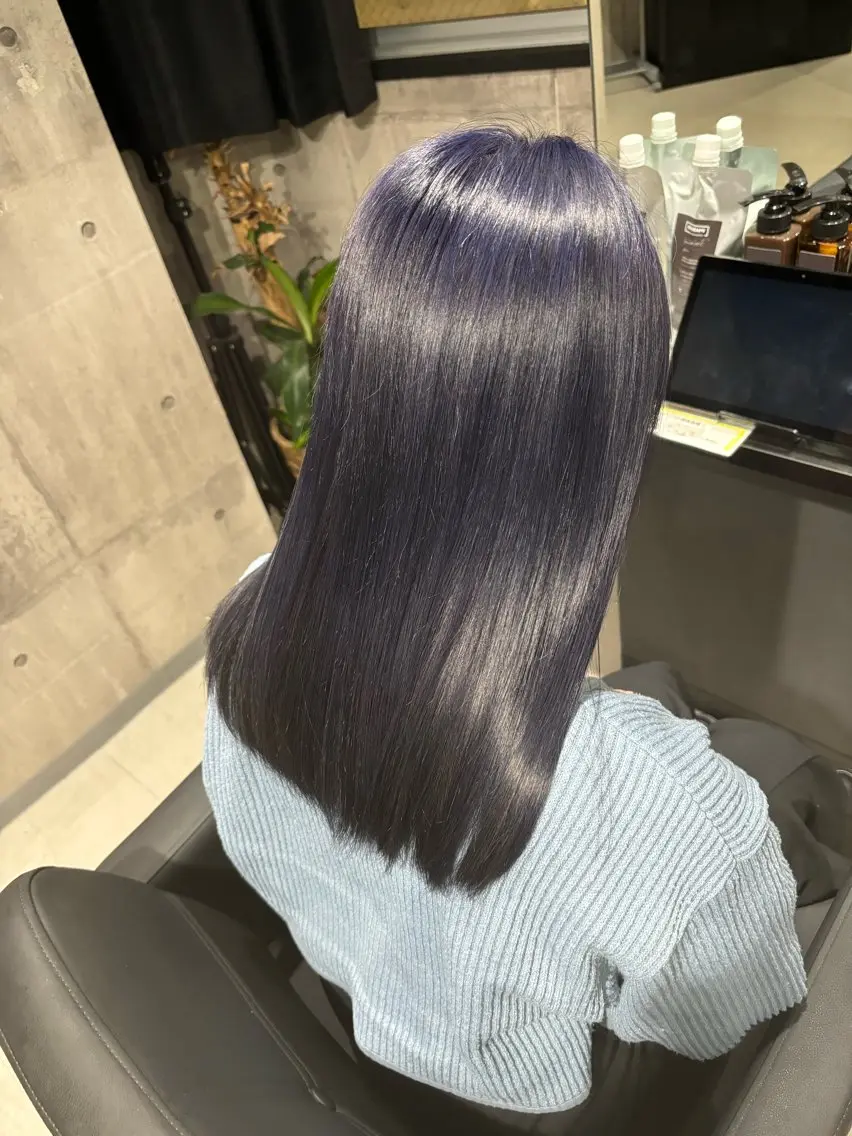 セミロング カラー ブルーカラー ブルーラベンダー ラベンダーカラー カット ヘアカラー トリートメント _WHITE / KENTOのヘアスタイル