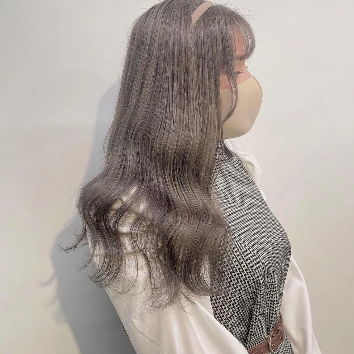 ミディアム カット ヘアカラー 顔周りレイヤー/新宿 /モテ艶カラー/航介のヘアスタイル