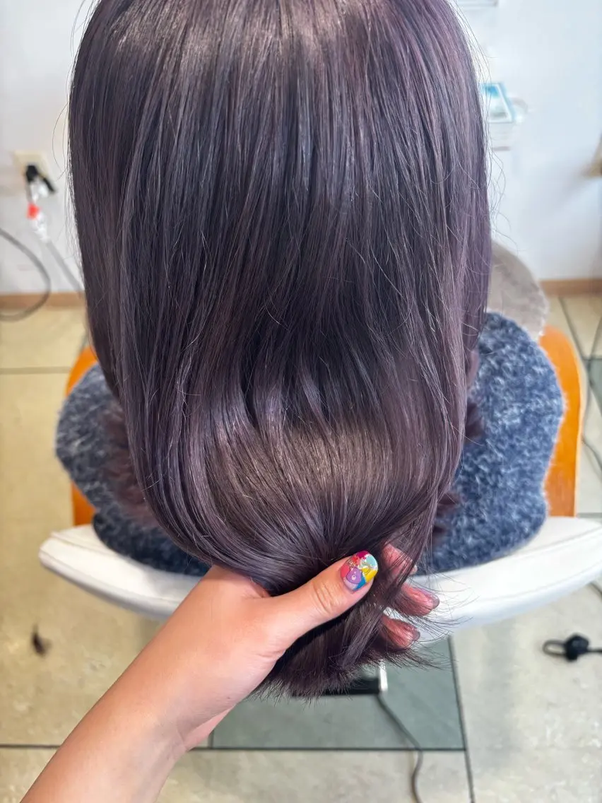セミロング カラー 淡色┊︎ナチュラル 🧁奈那美🧁*.゜のヘアスタイル