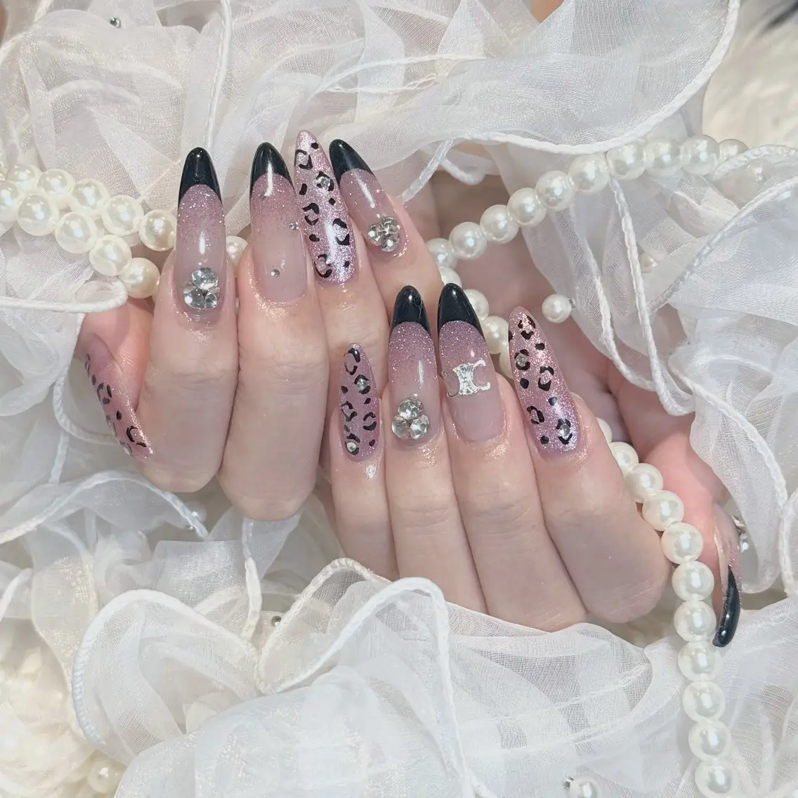 ネイル ハンドネイル WISTERIA kozueのネイルデザイン