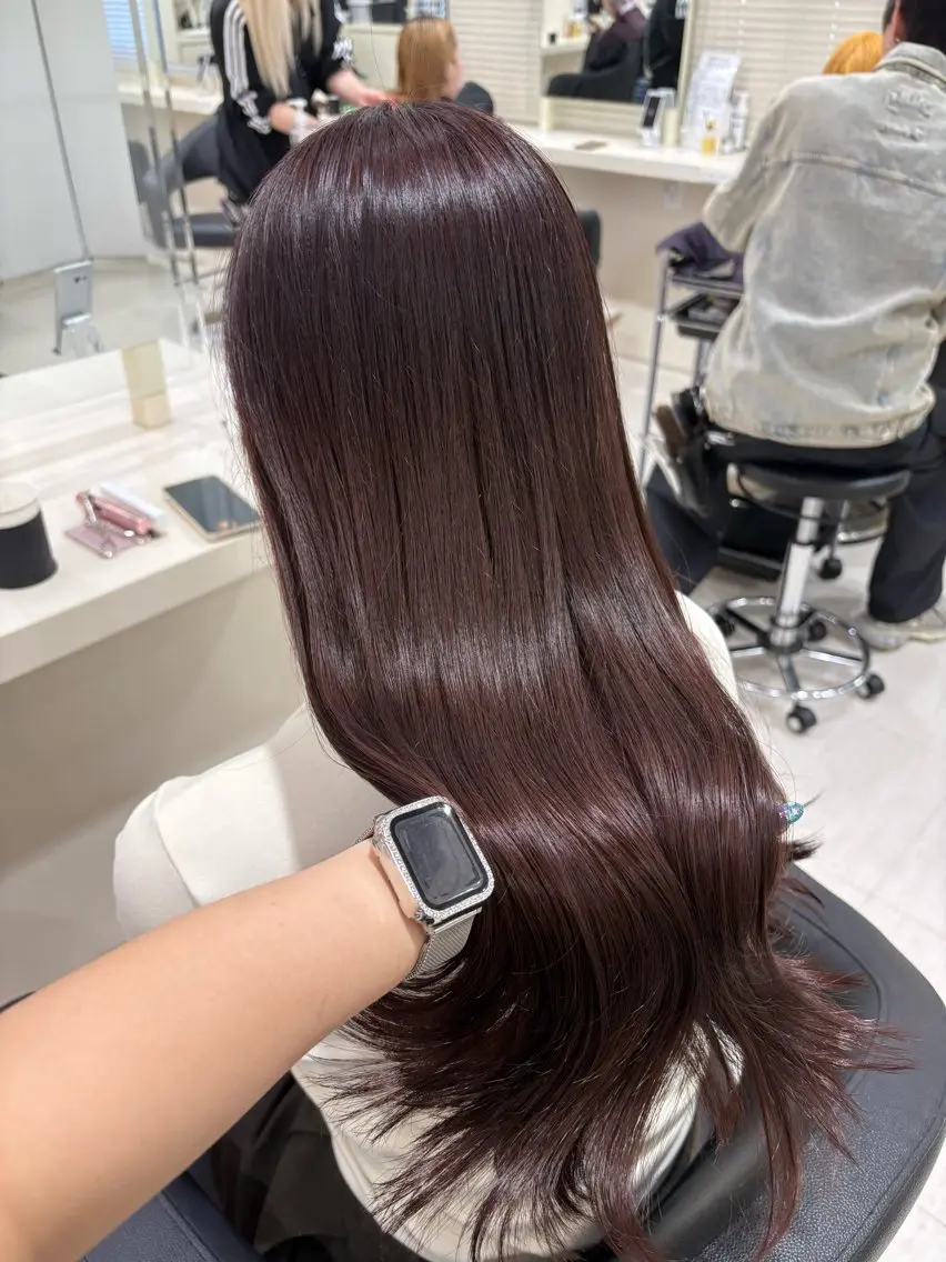 ミディアム カラー ヘアアレンジ ヘアカラー トリートメント 💟RINNA 艶カラー💟のヘアスタイル