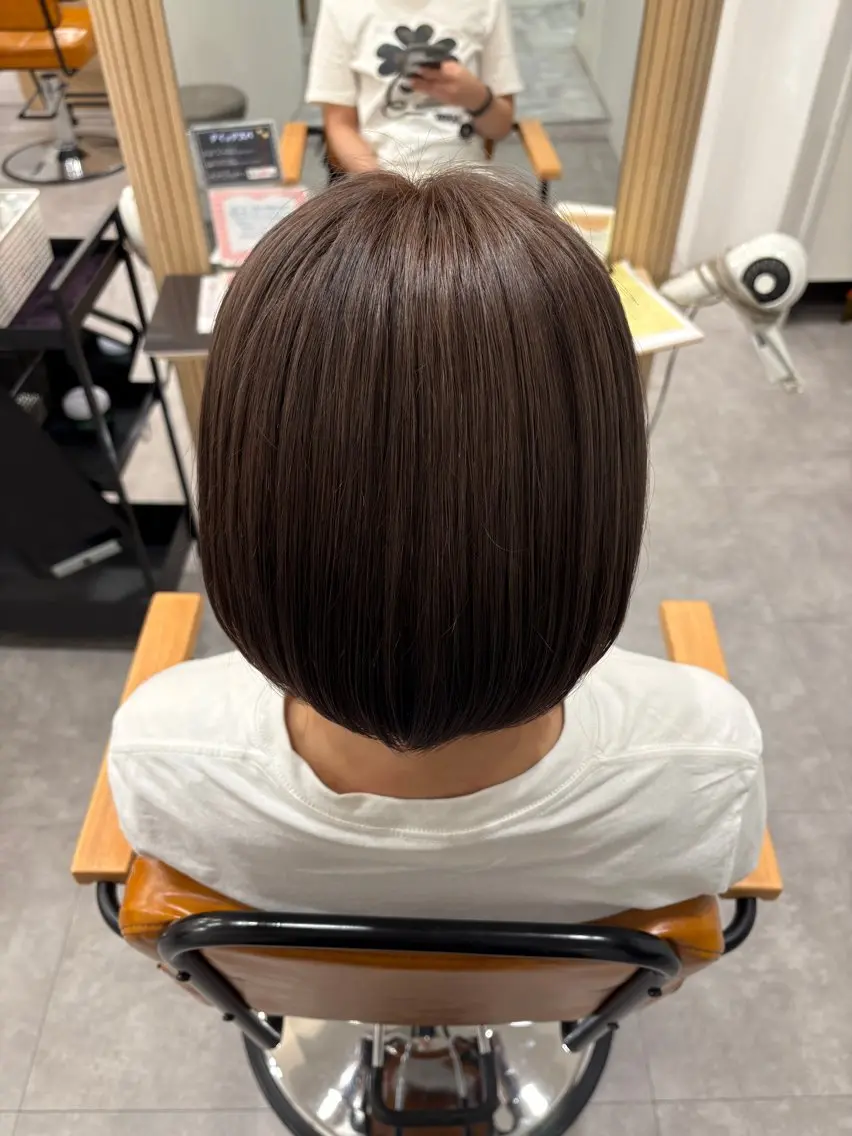 ミディアム カラー ブリーチ グレージュ ラベンダーカラー ラベンダーグレージュ ラベンダーグレー @artina ⭐️KAHO⭐️のヘアスタイル