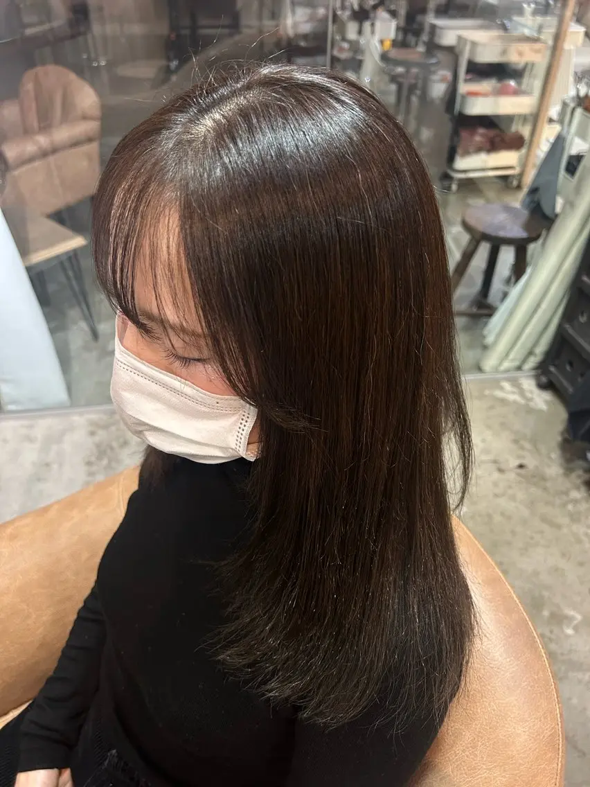 セミロング 濵﨑 理奈のヘアスタイル