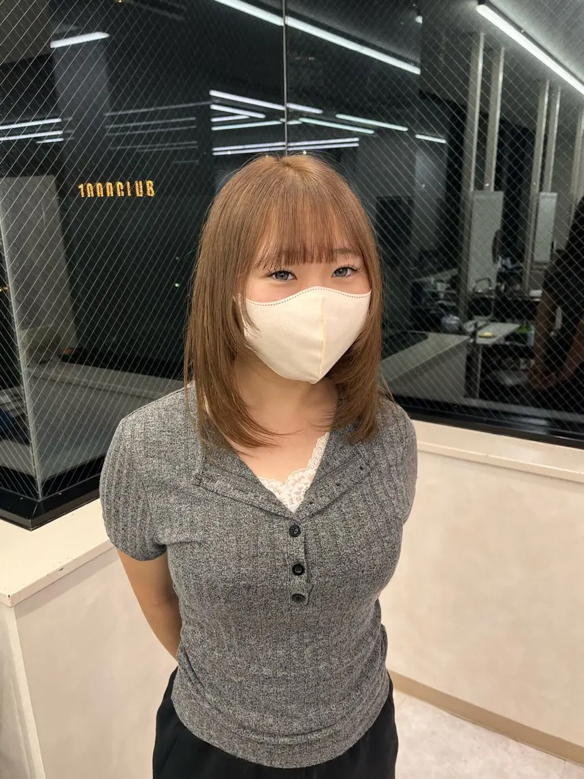 セミロング カラー ヘアカラー 🧸垢抜けハイトーン 🫧𖤐⡱れんのヘアスタイル