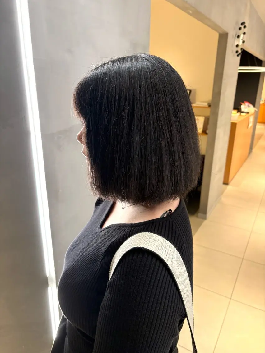 カラー グレージュ シルバー シルバーグレージュ ERII /伏見 カットモデル募集中!のヘアスタイル