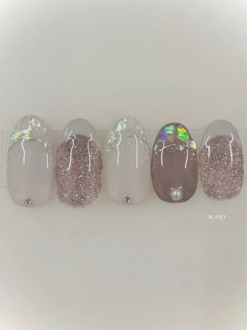 ネイル オーロラネイル フラッシュネイル フレンチネイル ニュアンスネイル 夏ネイル ハンドネイル Mary nail .narumiのネイルデザイン