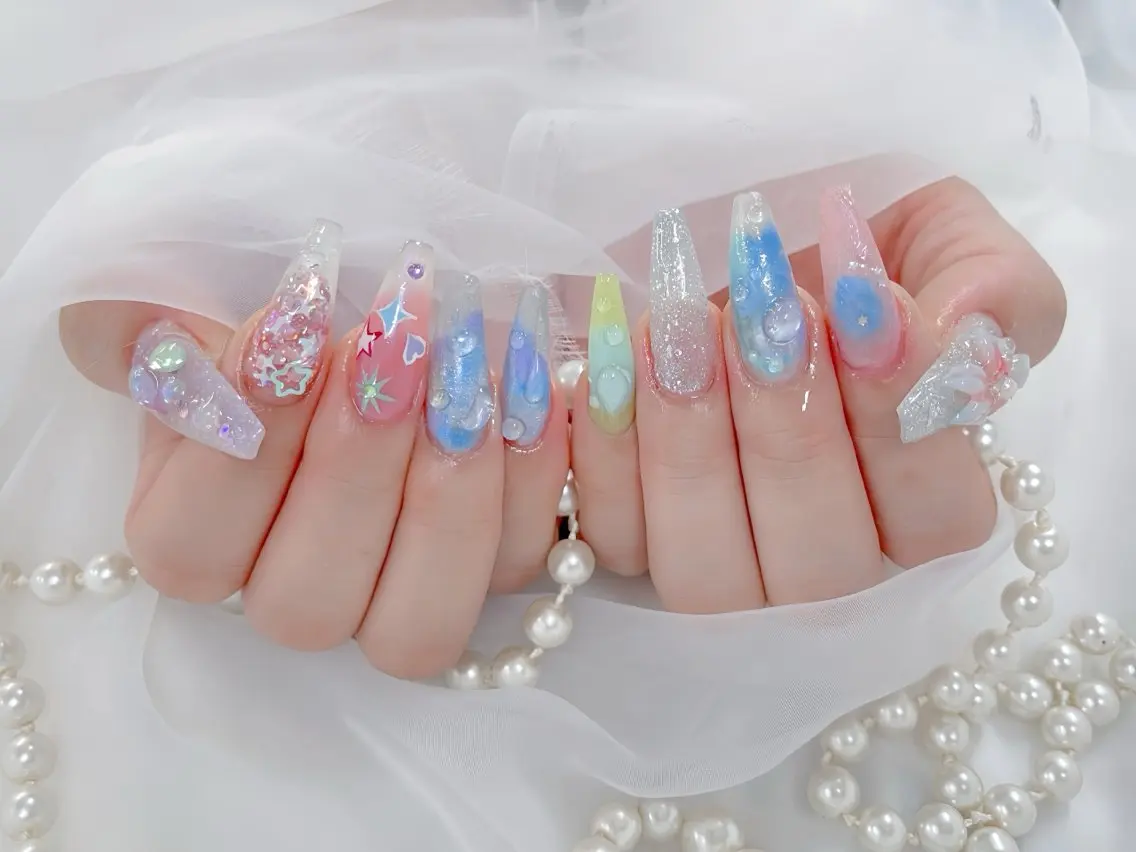 ネイル アートネイル チークネイル ジェルネイル ロングネイル マグネットネイル ハンドネイル Rin Nail 新大久保店のネイルデザイン