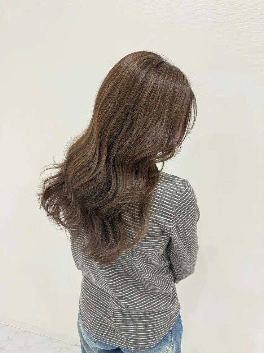ロング カラー ハイライトカラー ハイライト カット ヘアカラー 縮毛矯正 トリートメント 韓国ヘア 野々山 ゆうとのヘアスタイル