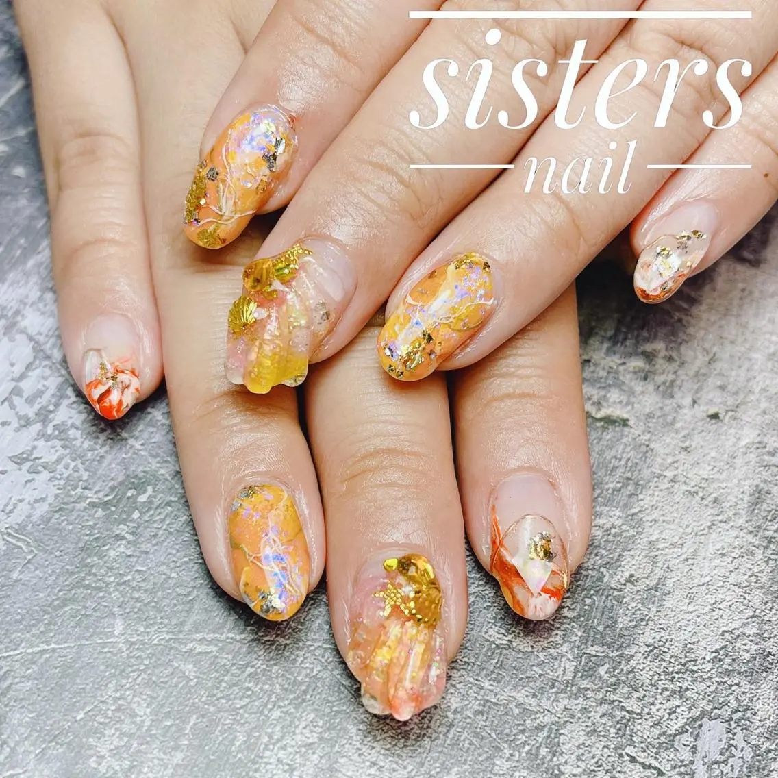 ネイル アートネイル キラキラネイル ニュアンスネイル オレンジ 夏ネイル ハンドネイル ハンドケア sisters nail.fのネイルデザイン