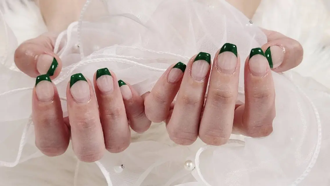 ネイル フレンチネイル T's nailのネイルデザイン