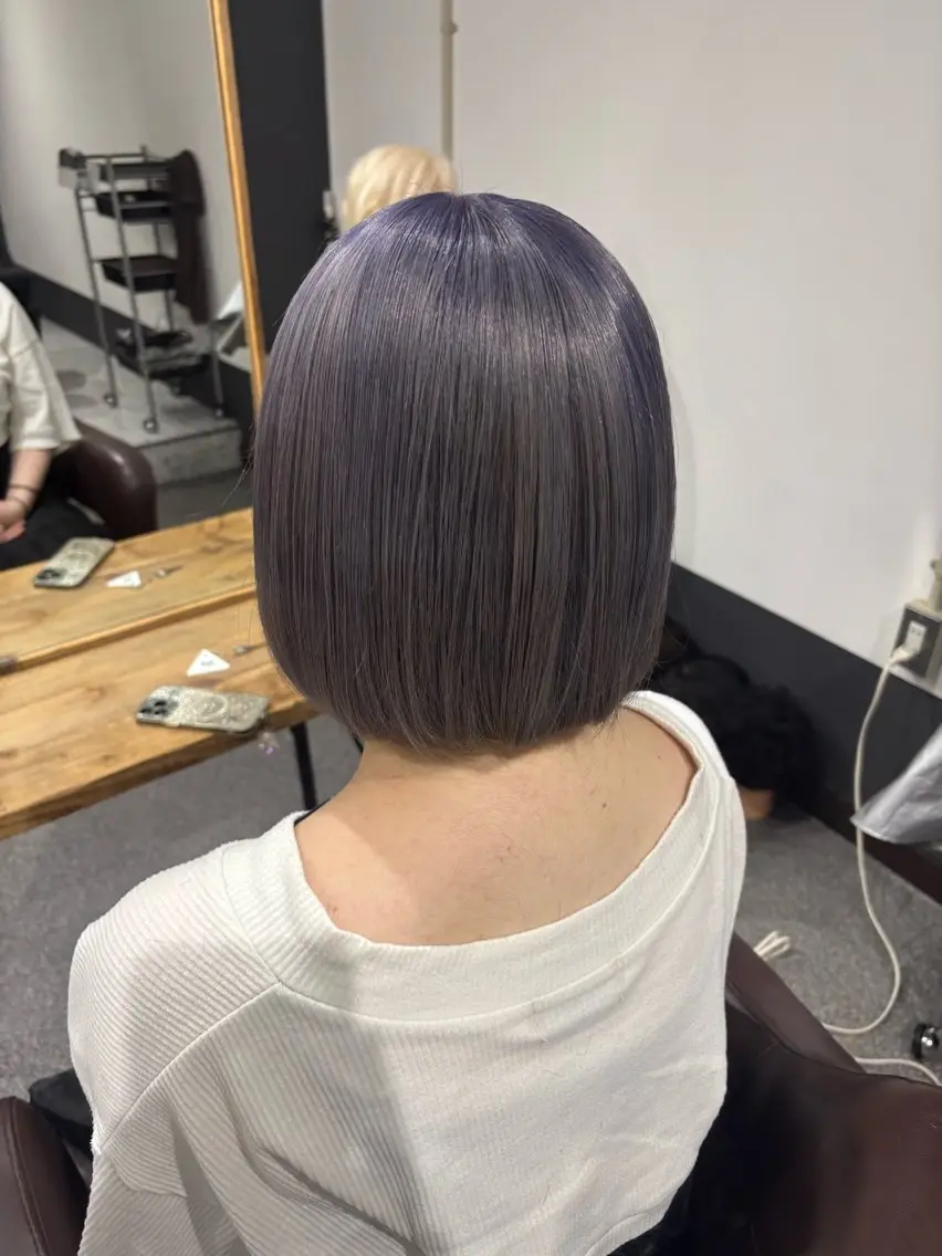 カラー ブリーチ ラベンダーカラー シルバー ヘアカラー トリートメント 望月 星音🎀🎶のヘアスタイル