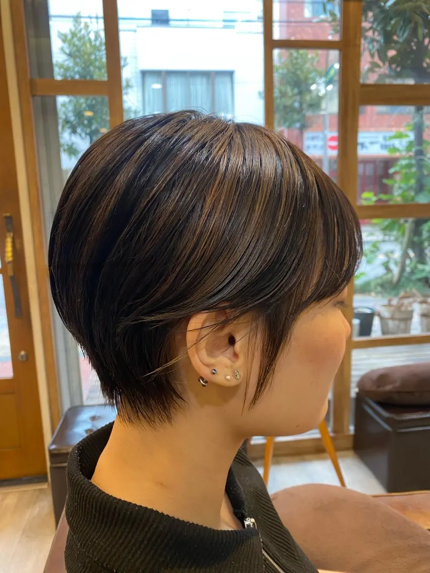 ショート カット ヘアカラー トリートメント くびれショート・ボブ カットorパーマ特化のヘアスタイル