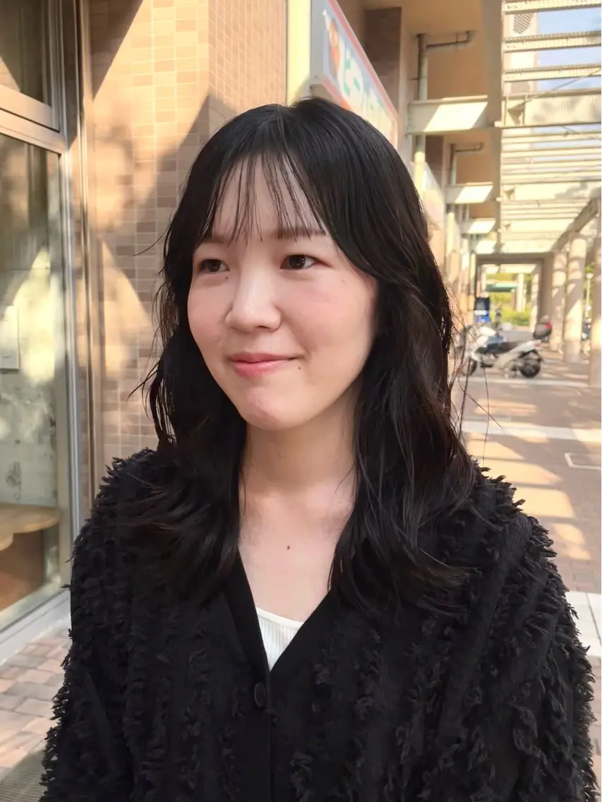 ミディアム chisato☁️ カットカラーモデルのヘアスタイル