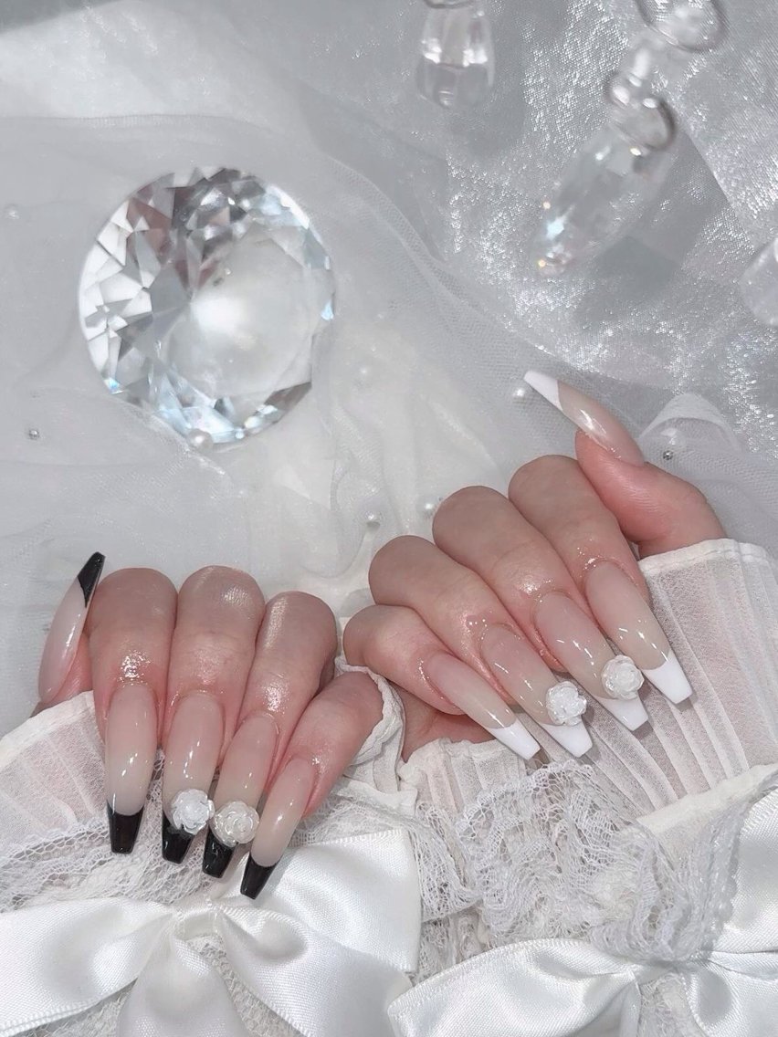 ネイル ハンドネイル NYRA ちゃん YIA Nail 2のネイルデザイン