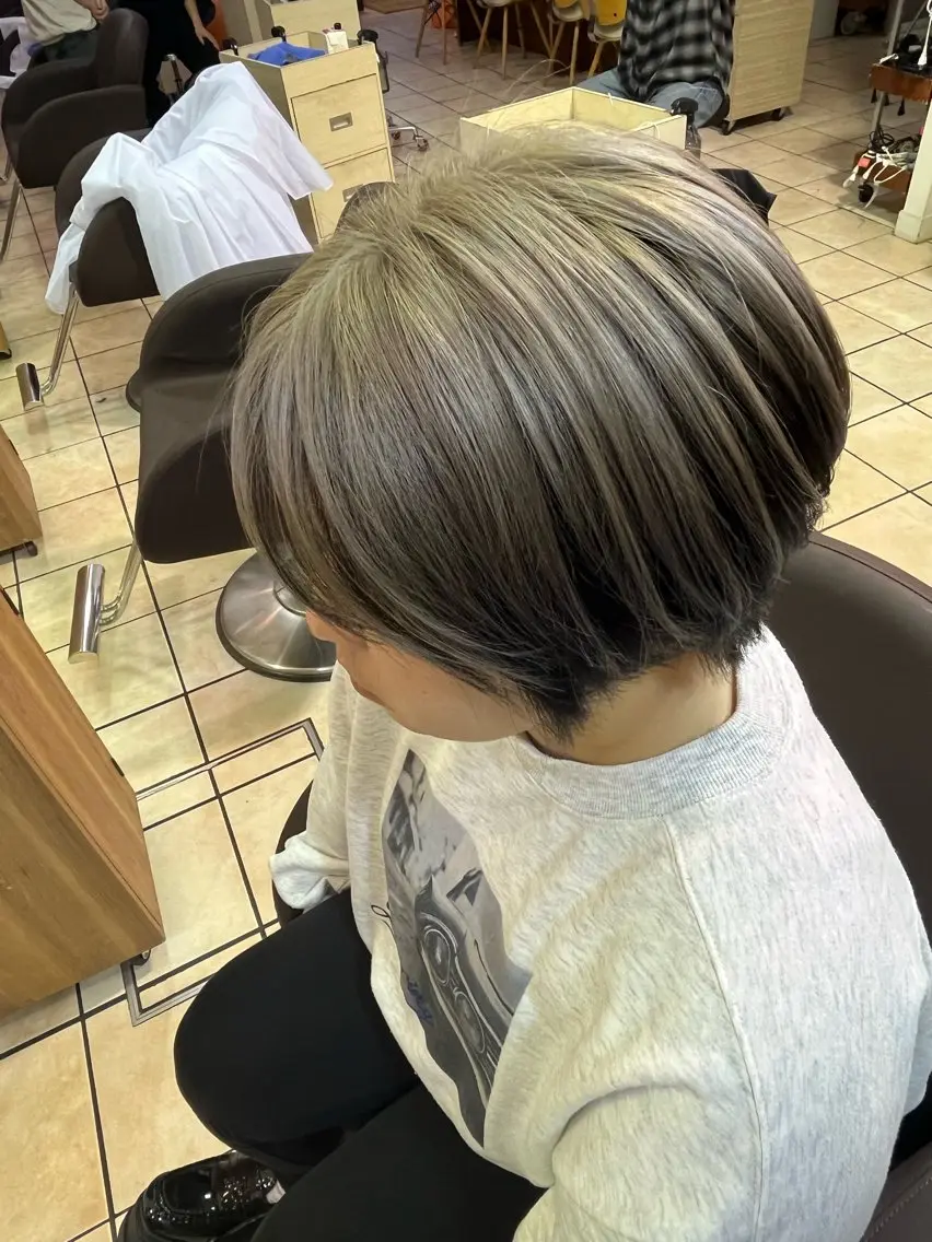 カラー ヘアカラー 竹内 彩香のヘアスタイル